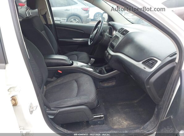 3C4PDCBG3HT514678 2017 DODGE JOURNEY Белый Вид салона спереди