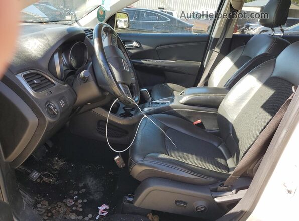 3C4PDCGB4LT267905 2020 DODGE JOURNEY Белый Вид салона спереди