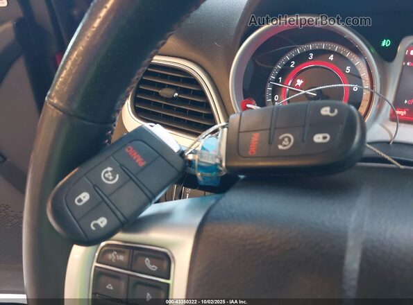 3C4PDDEG7KT732597 2019 DODGE JOURNEY Красный Вид панели приборов