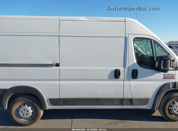 3C6ERVCG9ME505654 2021 RAM PROMASTER 2500 White Rear interior view