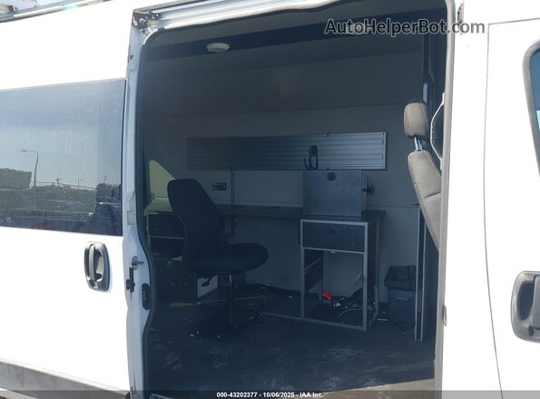 3C6LRVBG0ME553519 2021 RAM PROMASTER 1500 White VIN կոդի պիտակի տեսք