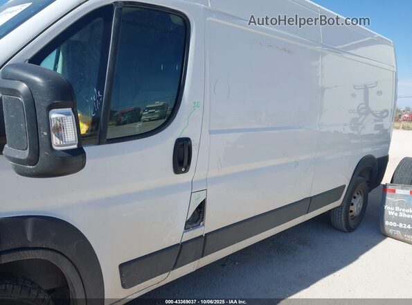 3C6LRVDG0PE563811 2023 RAM PROMASTER 2500 White Widok z przodu