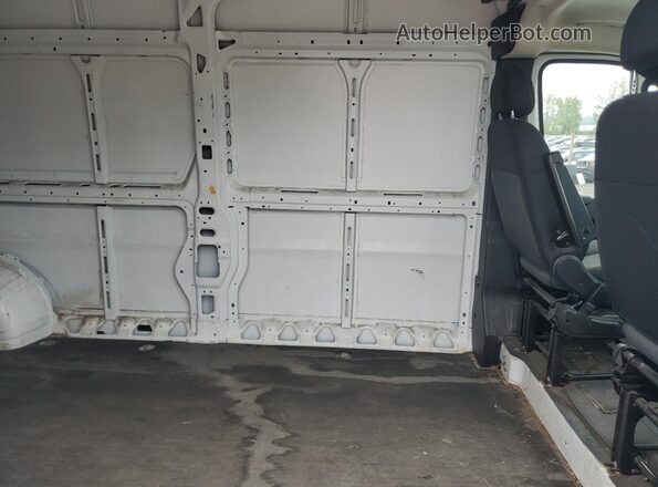 3C6LRVDG1SE521527 2025 RAM PROMASTER White 