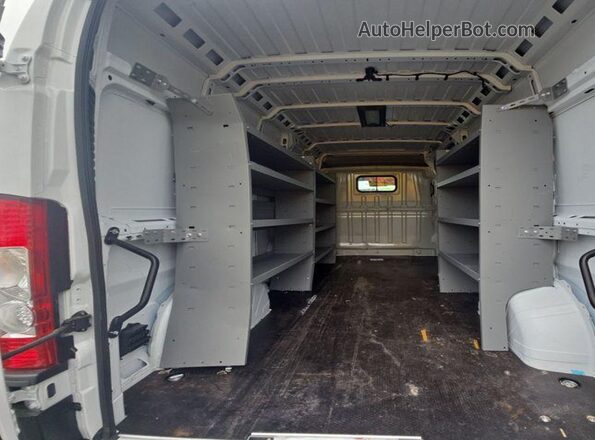 3C6LRVDG5SE532143 2025 RAM PROMASTER 2500  ხელსაწყოთა პანელის ხედი