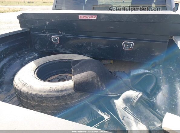 3C6RR7KG8NG211389 2022 RAM 1500 CLASSIC Black Սարքավորումների վահանակի տեսք