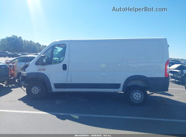 3C6TRVAG2JE151143 2018 RAM PROMASTER 1500 White 