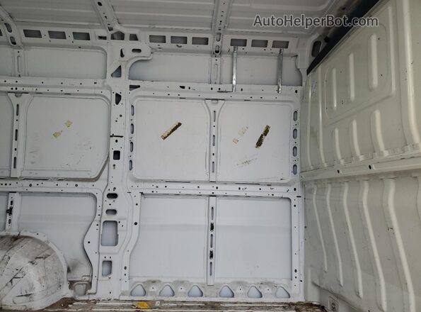3C6TRVBG3LE106004 2020 RAM PROMASTER Белый Вид задней части салона
