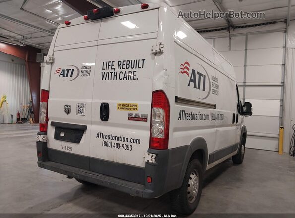 3C6TRVCG2JE144237 2018 RAM PROMASTER 2500 White Trasero derecho