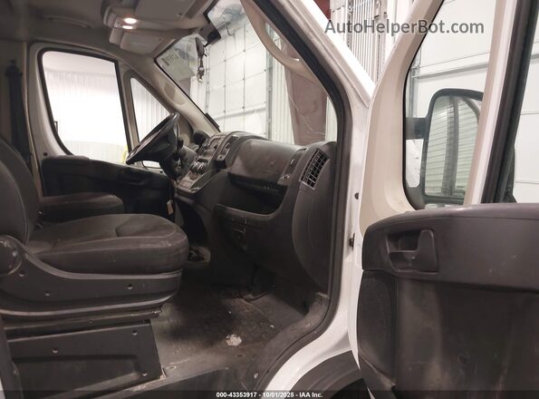 3C6TRVCG2JE144237 2018 RAM PROMASTER 2500 White Vista interior delantera