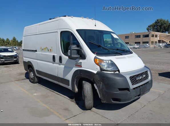 3C6TRVCG2KE520310 2019 RAM PROMASTER 2500 White Widok z przodu