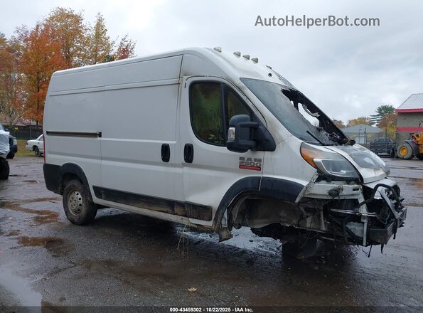 3C6TRVCG2KE557437 2019 RAM PROMASTER 2500 Белый Вид задней части салона