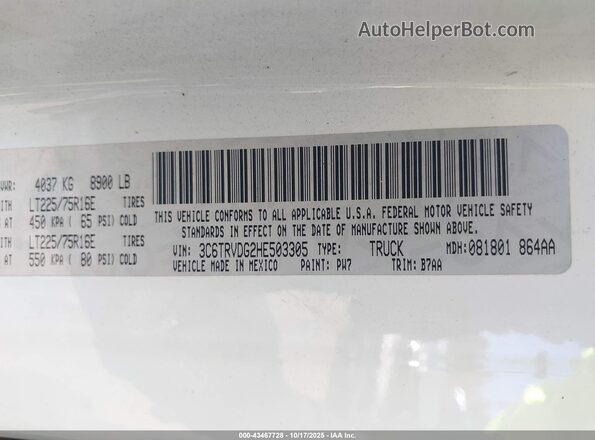 3C6TRVDG2HE503305 2017 RAM PROMASTER 2500 White Vista del compartimento del motor