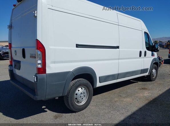 3C6TRVDG3JE124366 2018 RAM PROMASTER 2500 Белый Задняя правая четверть
