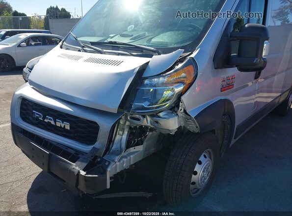 3C6TRVDG7LE111705 2020 RAM PROMASTER 2500 Silver Widok z przodu