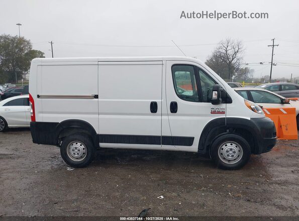 3C6TRVNG5LE135581 2020 RAM PROMASTER 1500 Белый Вид задней части салона