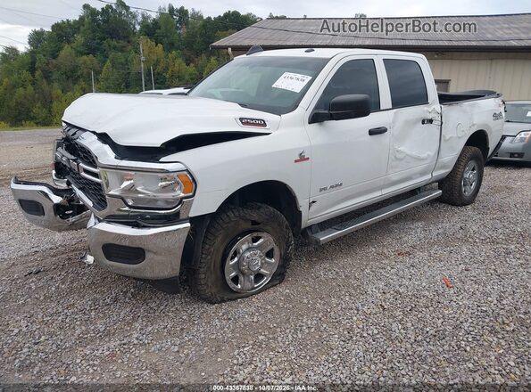3C6UR5CL5KG559902 2019 RAM 2500 Белый Передняя левая четверть