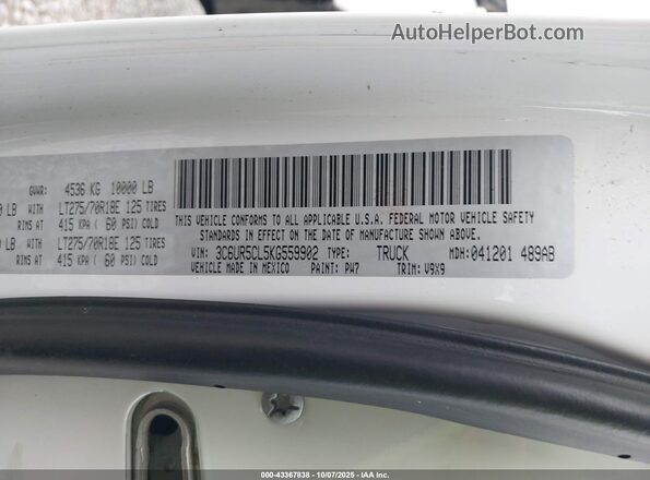 3C6UR5CL5KG559902 2019 RAM 2500 Белый Вид подкапотного пространства