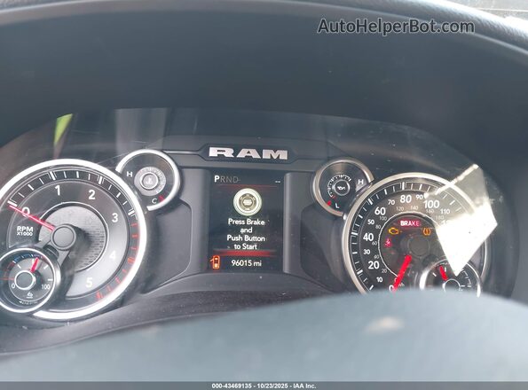 3C6UR5CL5LG283514 2020 RAM 2500 Silver Вид задніх сидінь