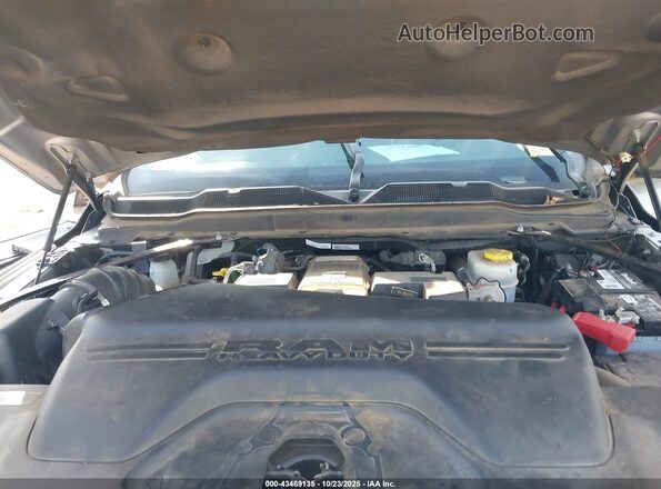 3C6UR5CL5LG283514 2020 RAM 2500 Silver Вид ззаду