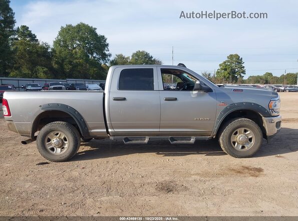 3C6UR5CL5LG283514 2020 RAM 2500 Silver Панорамний вид салону 360°