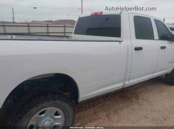 3C6UR5HJ2NG319475 2022 RAM 2500 Белый Вид спереди