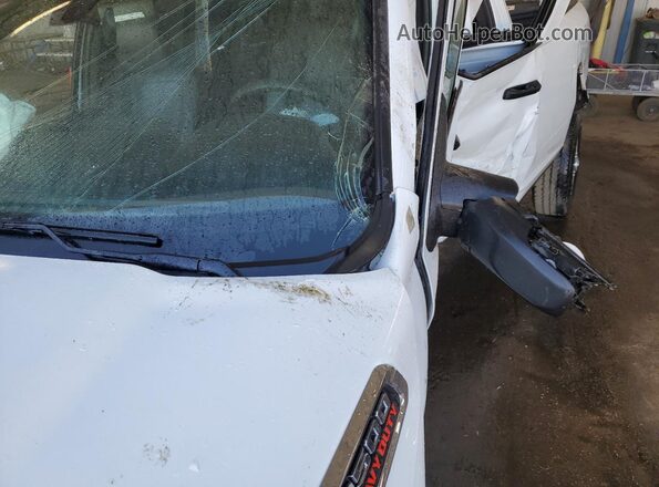 3C6UR5HJ3RG152128 2024 DODGE RAM White Vista del compartimento del motor