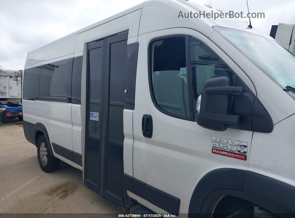 3C6URVUG1LE113972 2020 RAM PROMASTER 3500 Белый Вид задней части салона