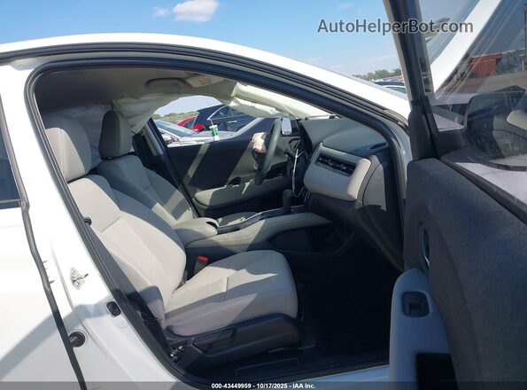 3CZRU5H36LM711317 2020 HONDA HR-V Белый Вид салона спереди