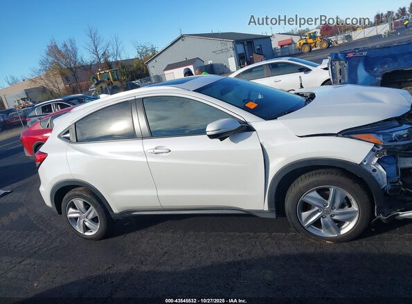 3CZRU6H59LM711254 2020 HONDA HR-V White Rear interior view