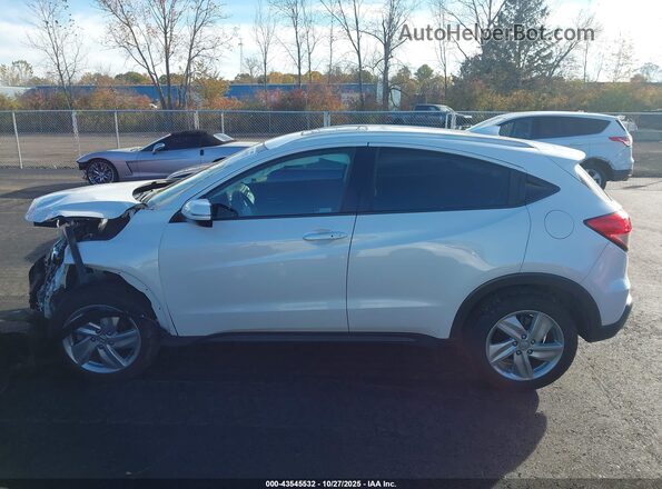 3CZRU6H59LM711254 2020 HONDA HR-V White 360 interior view