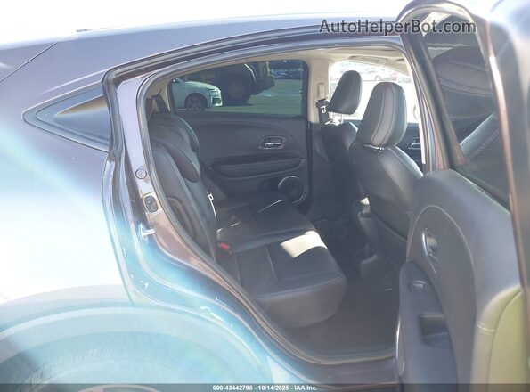 3CZRU6H70NM719635 2022 HONDA HR-V Purple VIN կոդի պիտակի տեսք