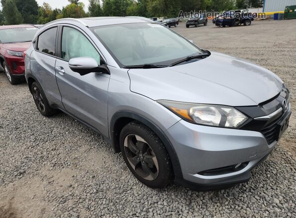 3CZRU6H71JM727513 2018 HONDA HR-V Silver Front right