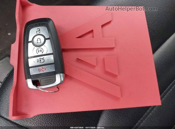 3FA6P0CD7LR116357 2020 FORD FUSION Black Widok deski rozdzielczej
