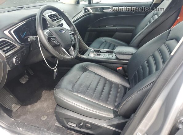 3FA6P0CD7LR118304 2020 FORD FUSION Silver Widok wnętrza z przodu