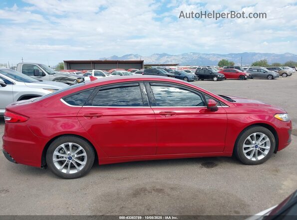 3FA6P0HD1LR132577 2020 FORD FUSION Maroon Vista interior trasera