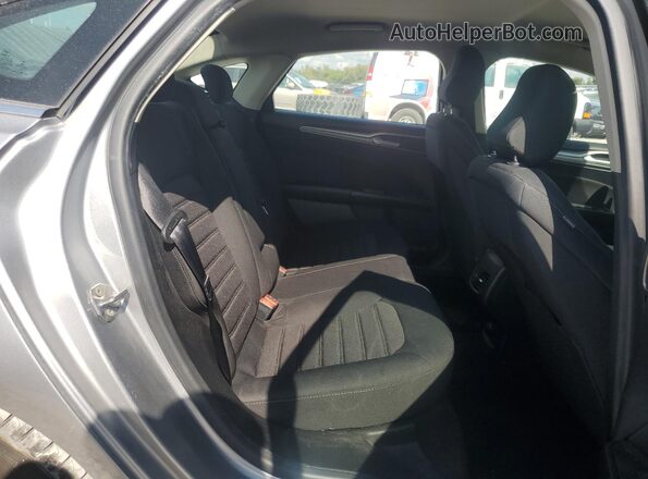 3FA6P0HD3LR125808 2020 FORD FUSION Silver Vista de los asientos traseros