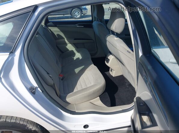 3FA6P0HD3LR143497 2020 FORD FUSION White Widok naklejki z numerem VIN