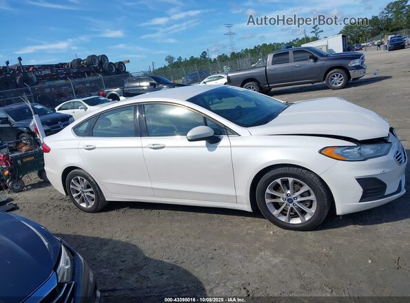3FA6P0HD3LR143497 2020 FORD FUSION White Widok wnętrza z tyłu