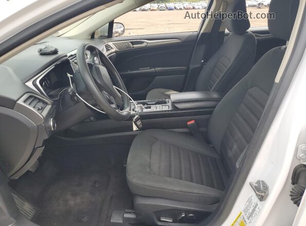 3FA6P0HD4LR167839 2020 FORD FUSION Белый Вид салона спереди
