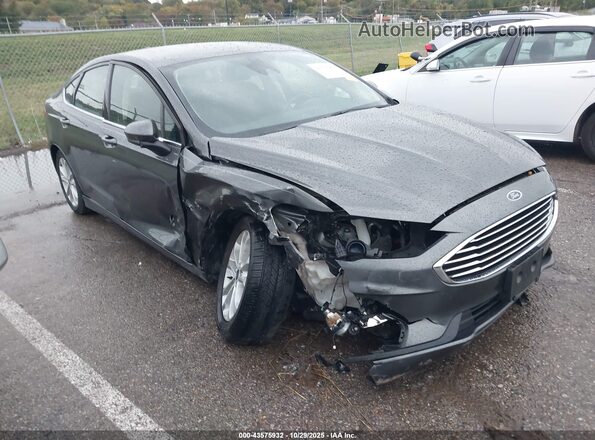 3FA6P0LUXLR250747 2020 FORD FUSION Gray Vista interior trasera