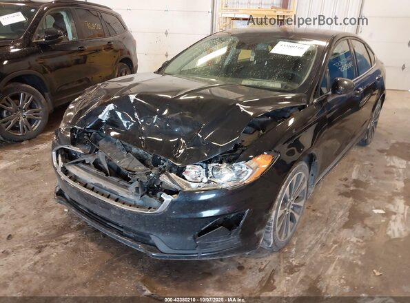 3FA6P0T90LR146988 2020 FORD FUSION Черный Вид спереди