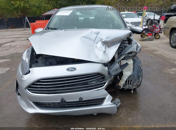3FADP4BJ0JM146719 2018 FORD FIESTA Silver Դիմացի տեսք