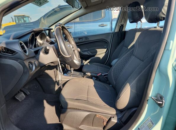 3FADP4EJ3HM149801 2017 FORD FIESTA Turquoise Vista interior delantera