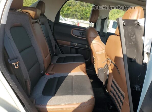 3FMCR9C61PRD71892 2023 FORD BRONCO Silver Вид задньої частини салону
