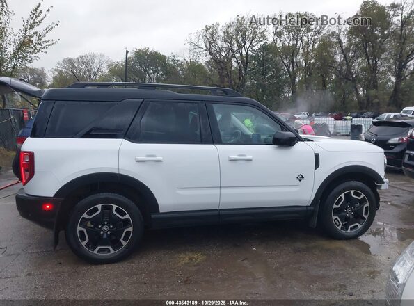 3FMCR9C69PRD63569 2023 FORD BRONCO SPORT White Սալոնի 360 աստիճան տեսք