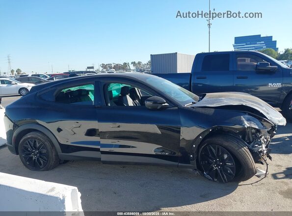 3FMTK1R44SMA13011 2025 FORD MUSTANG MACH-E Black უკანა სალონის ხედი