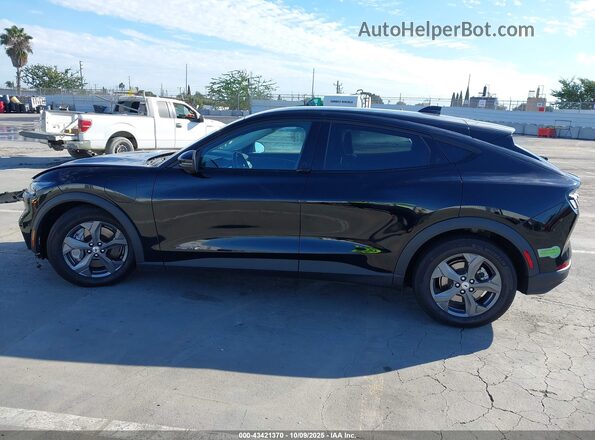 3FMTK1RM6NMA39033 2022 FORD MUSTANG MACH-E Black 