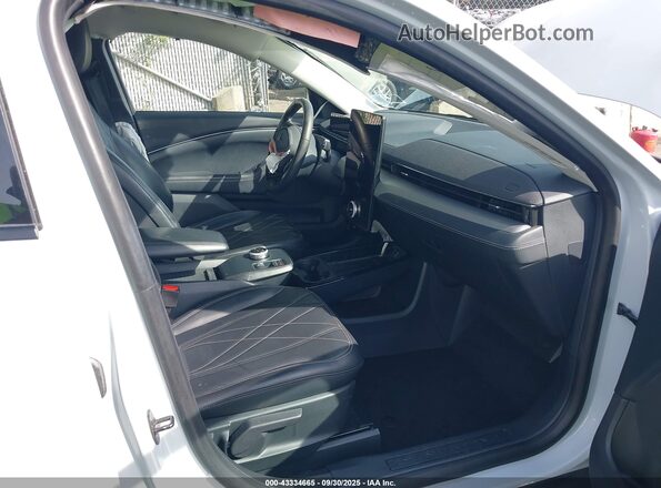 3FMTK1SS8MMA60652 2021 FORD MUSTANG MACH-E White წინა სალონის ხედი