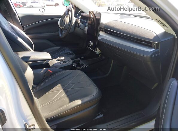 3FMTK2SUXPMA03039 2023 FORD MUSTANG MACH-E Gray Widok wnętrza z przodu