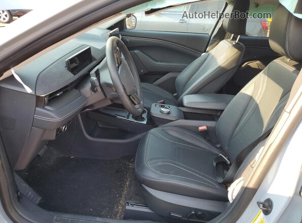3FMTK3SU3RMA05482 2024 FORD MUSTANG MACH-E PREMI Gray Вид салону спереду